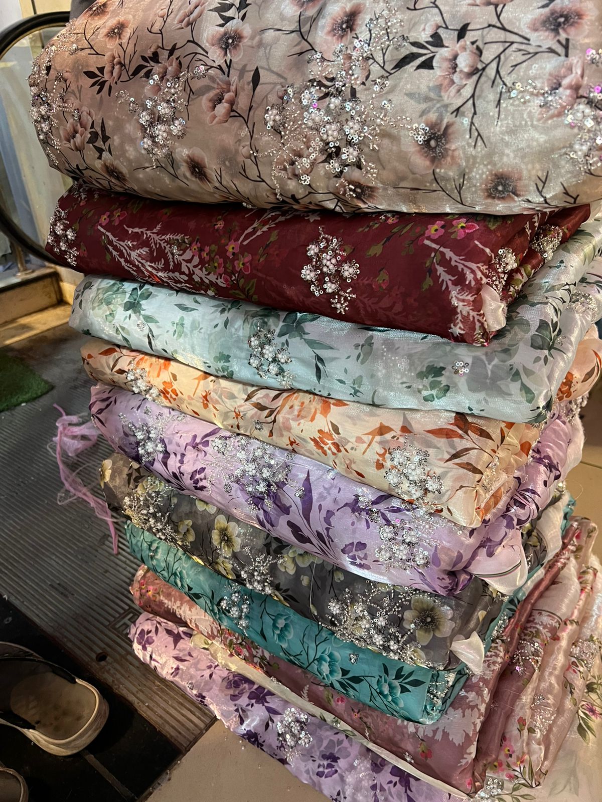 ✨ Lava Silk Cutdana 3pc Suit