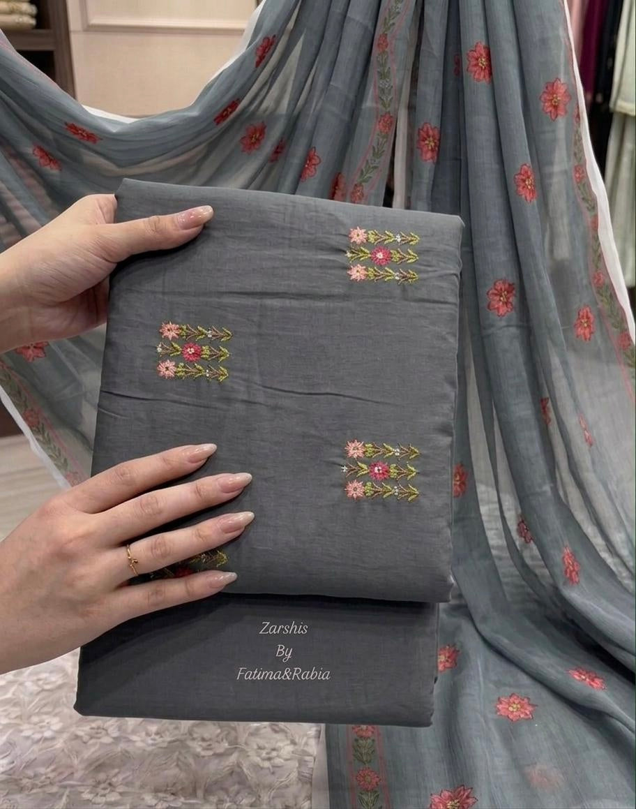 Pure lawn embroided suits 3pc with chiffon dopatta