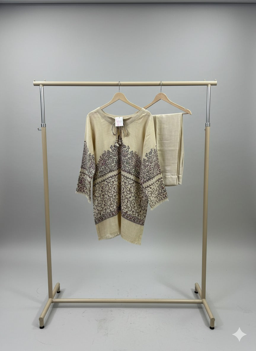 🩶 Pashmina Glory Collection 🩶

✨ Pashmina Cord Sets with Farshi Shalwaar ✨