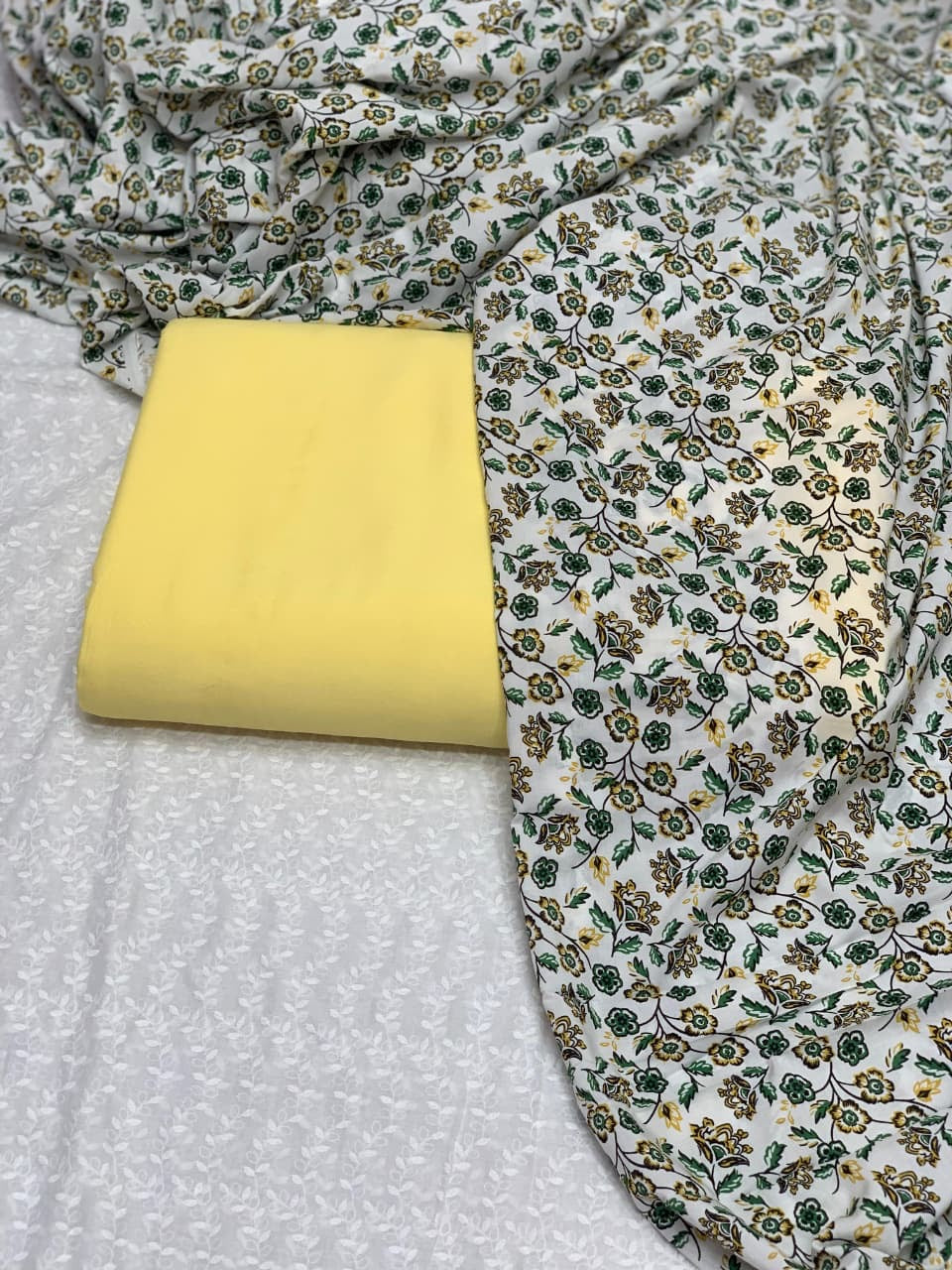 Product Title:
Pure Imported Boski Linen 3-Piece Suit with Malai Linen Printed Dupatta