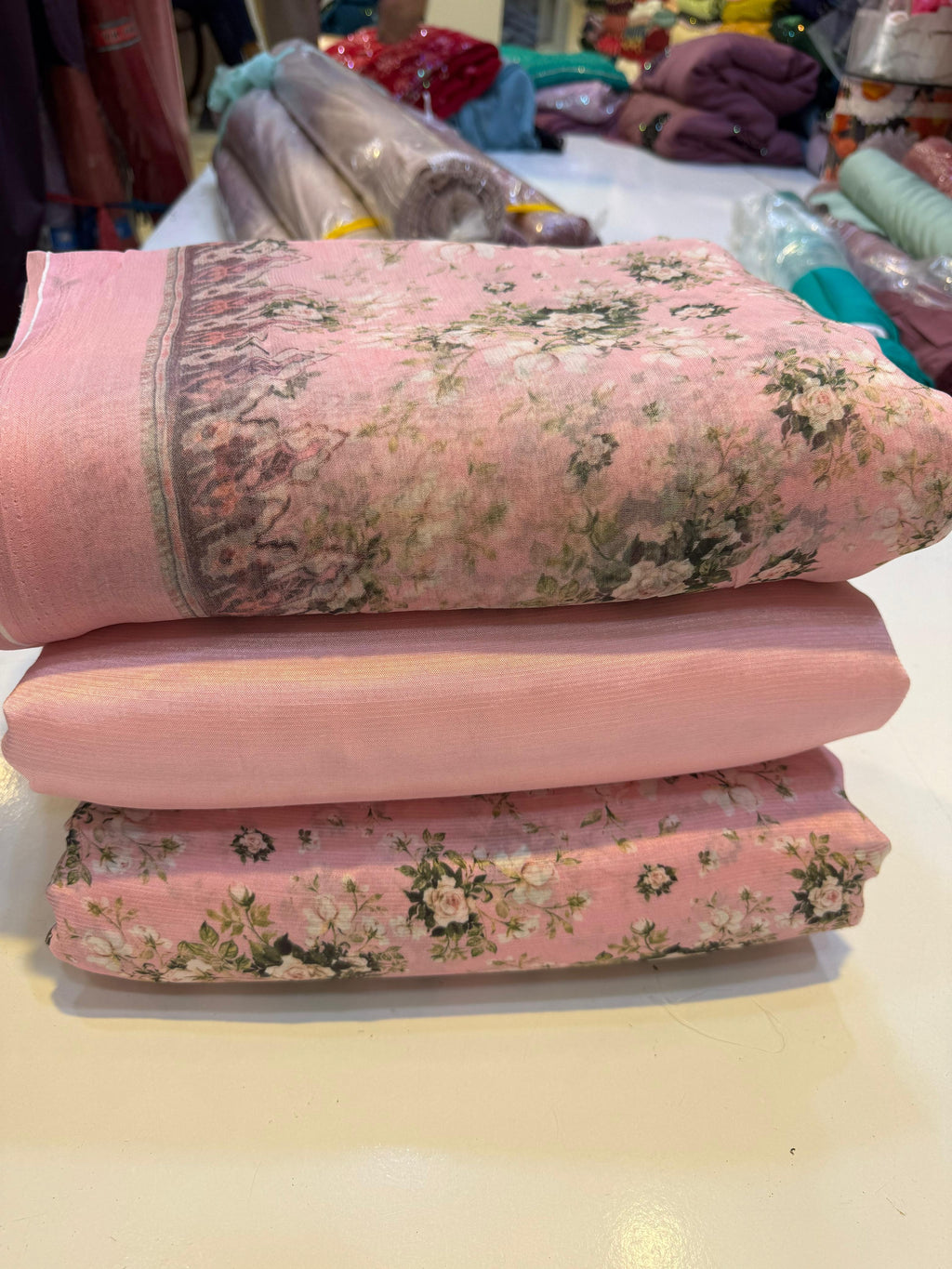 👗 Printed Rowsilk 3pc Suit with Chiffon Dupatta