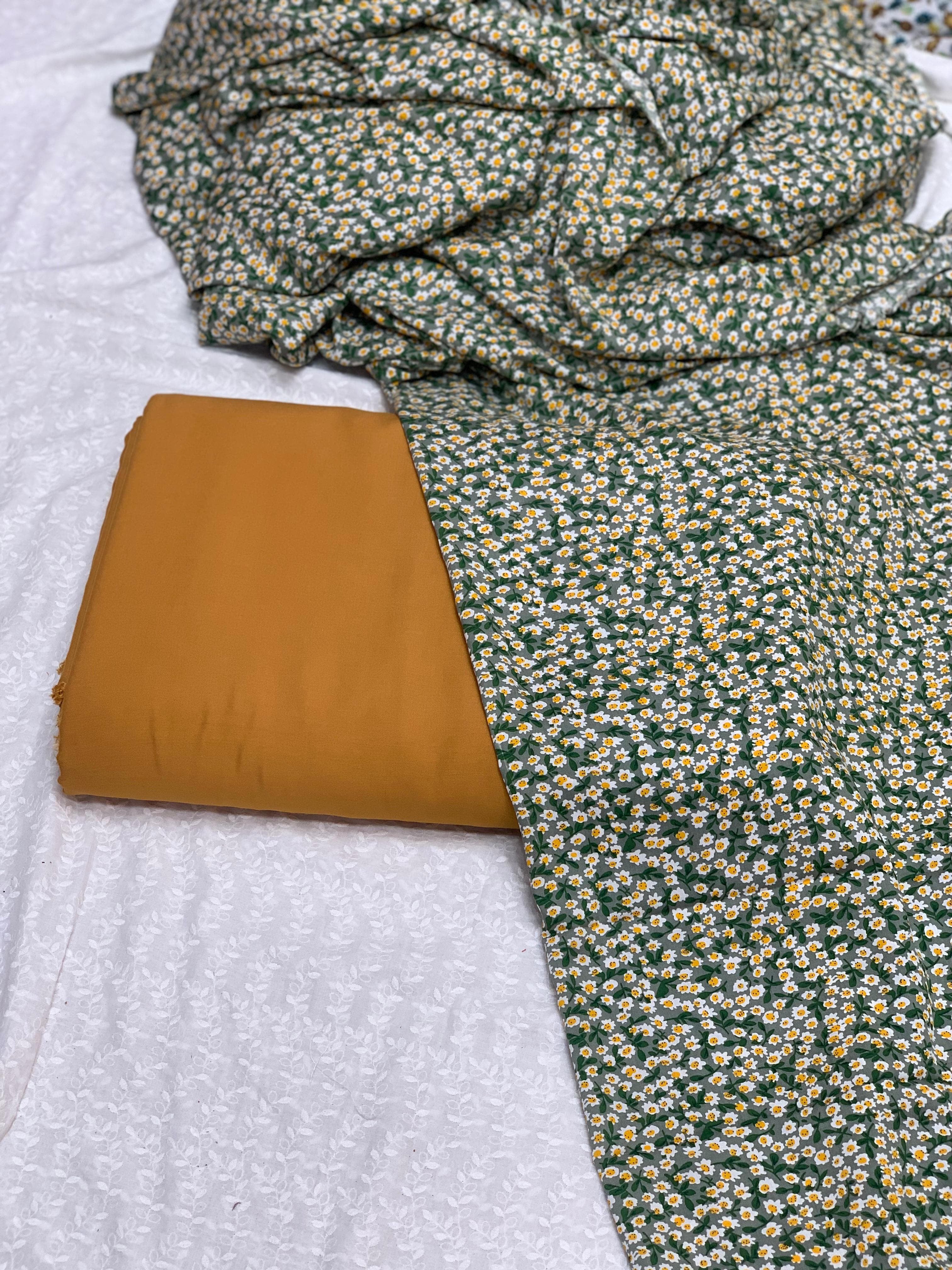 Product Title:
Pure Imported Boski Linen 3-Piece Suit with Malai Linen Printed Dupatta