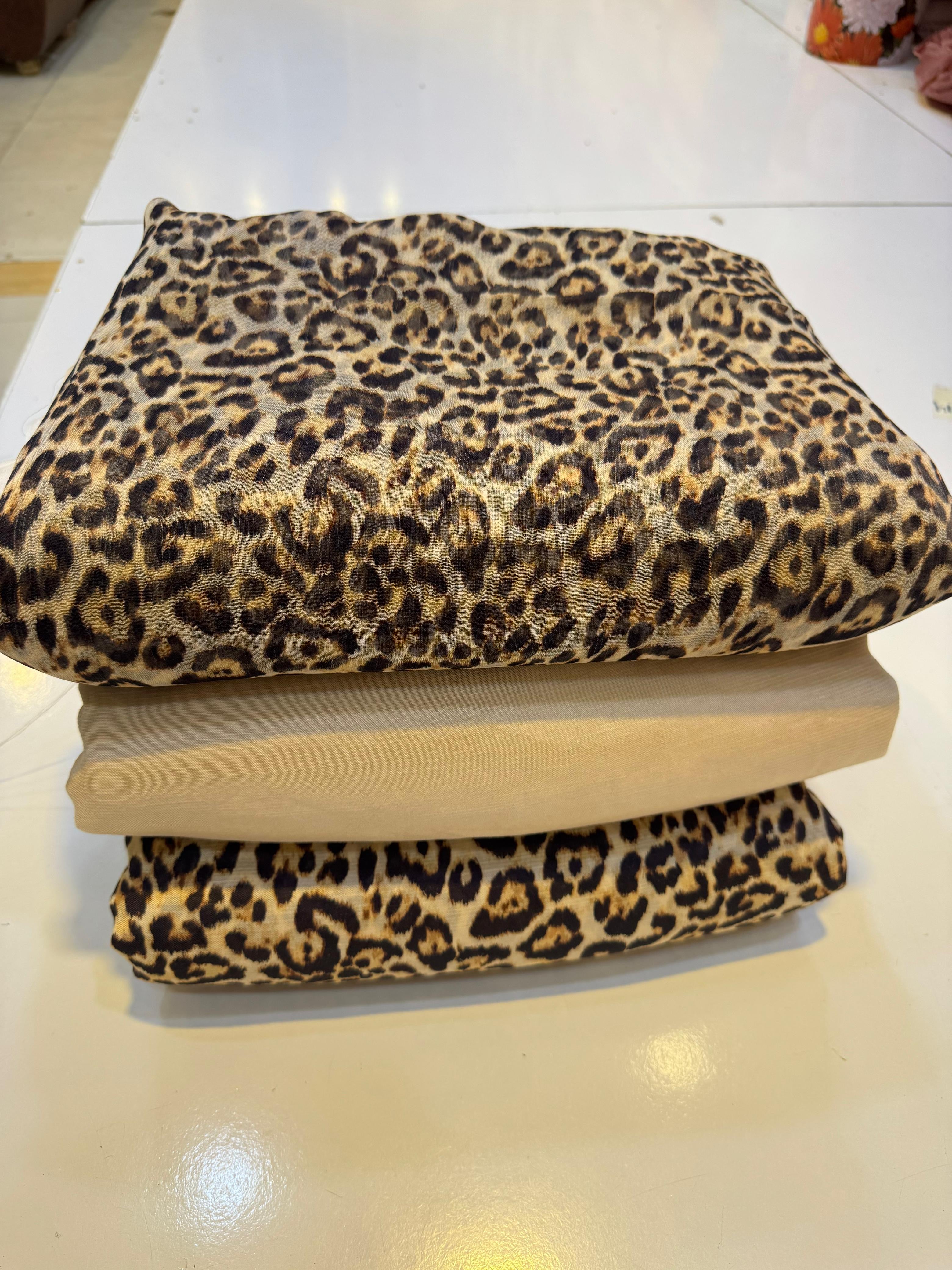 👗 Printed Rowsilk 3pc Suit with Chiffon Dupatta