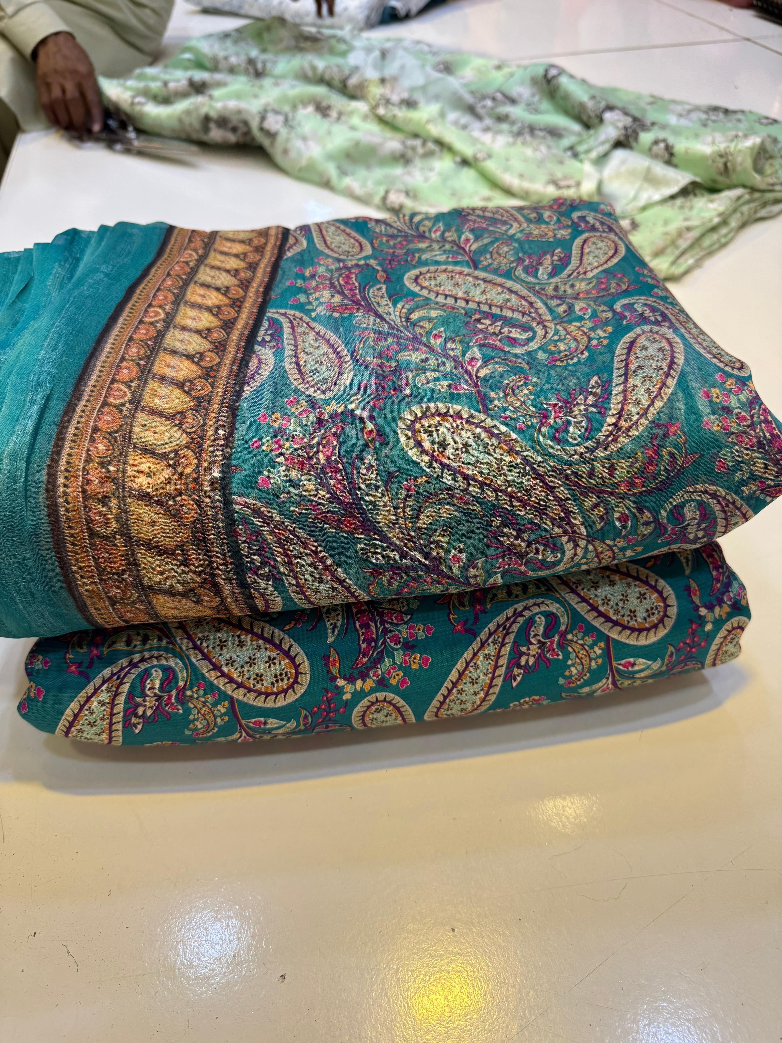 👗 Printed Rowsilk 3pc Suit with Chiffon Dupatta