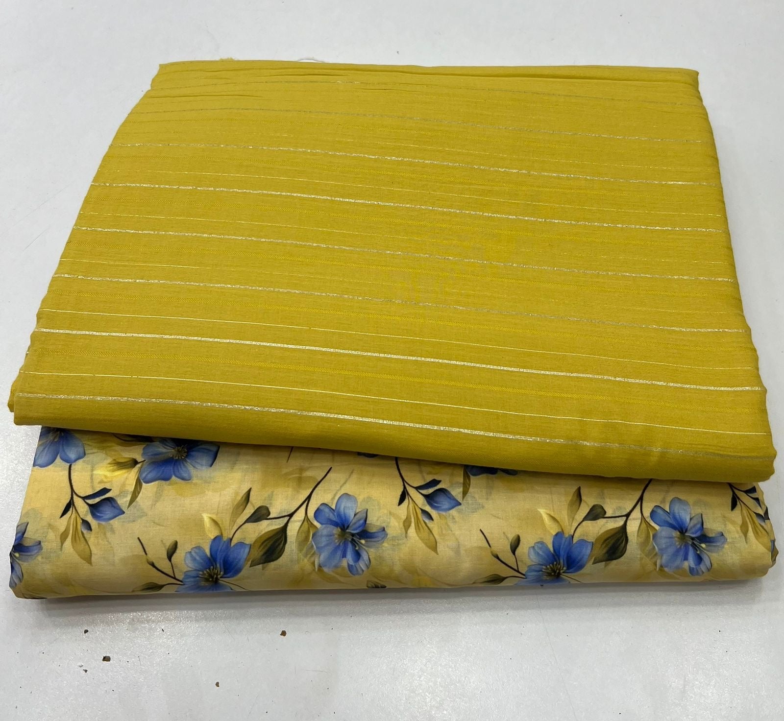 Barosha Self Lawn 2-Piece Set