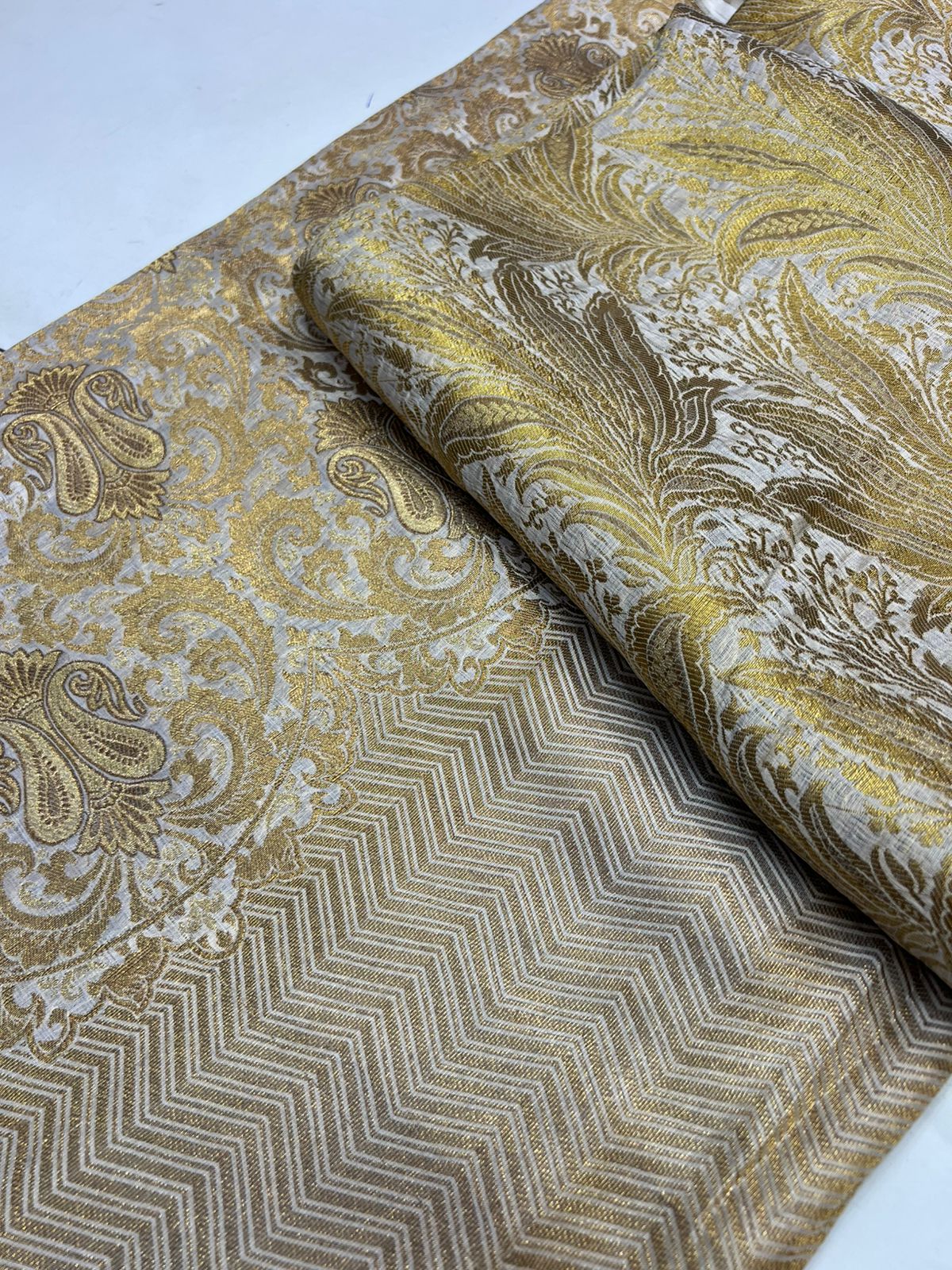 👑 Pure Atlas Banarsi Suit — A Royal Statement of Elegance