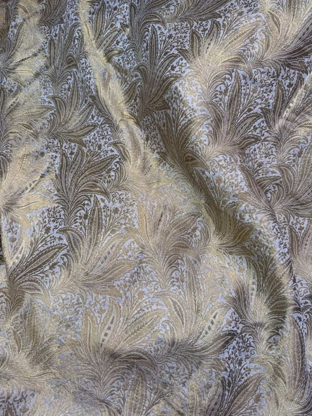 👑 Pure Atlas Banarsi Suit — A Royal Statement of Elegance