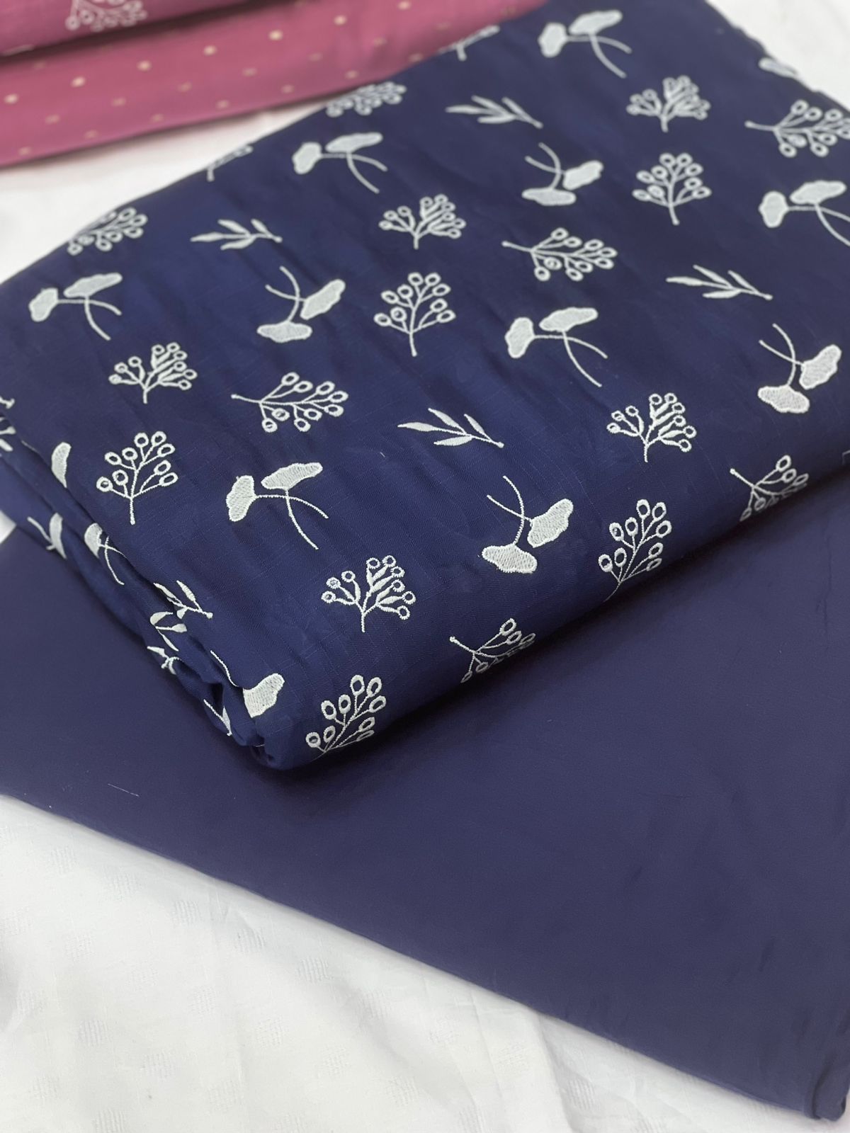 🌸 New Arrival — Pure Irish Lawn Chicken 2pc Suit