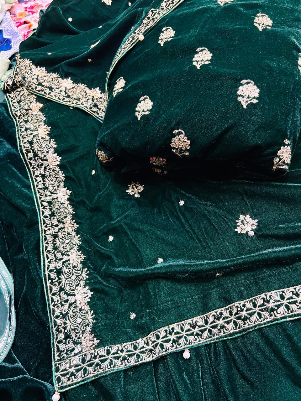 👑 Velvet Embroidered 3pc Suit