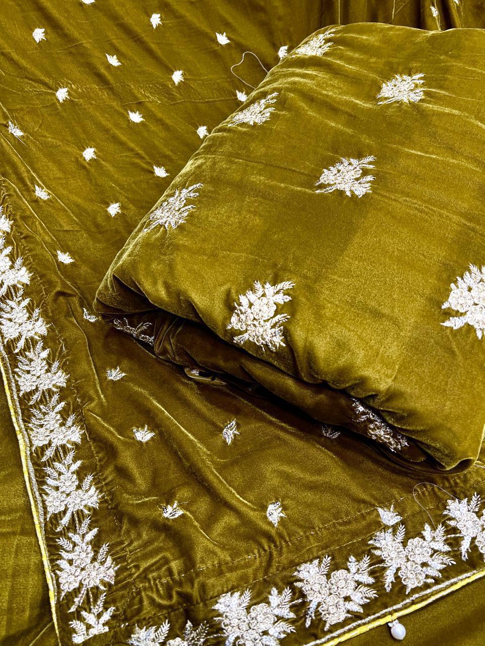 👑 Velvet Embroidered 3pc Suit